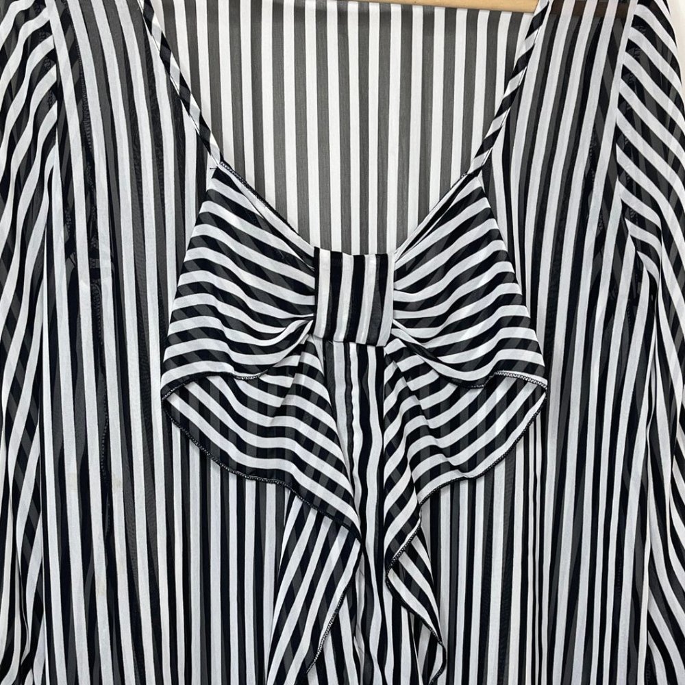 BLOOM | Black and White Striped Blouse with Back Bow Detail | Size Unknown - Picture 5 of 8